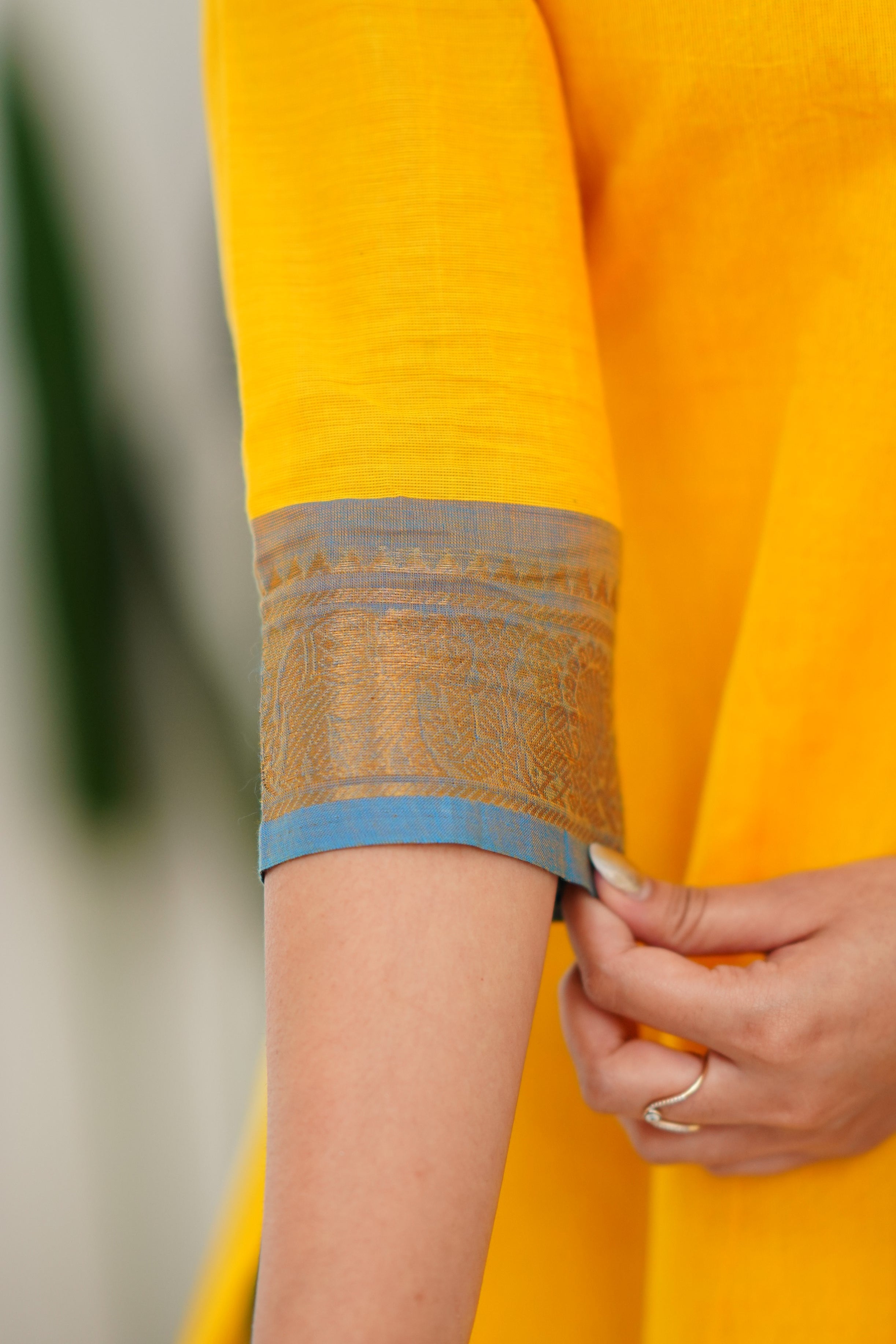 Meera Heavy Jequard Suit Set & Dupatta.