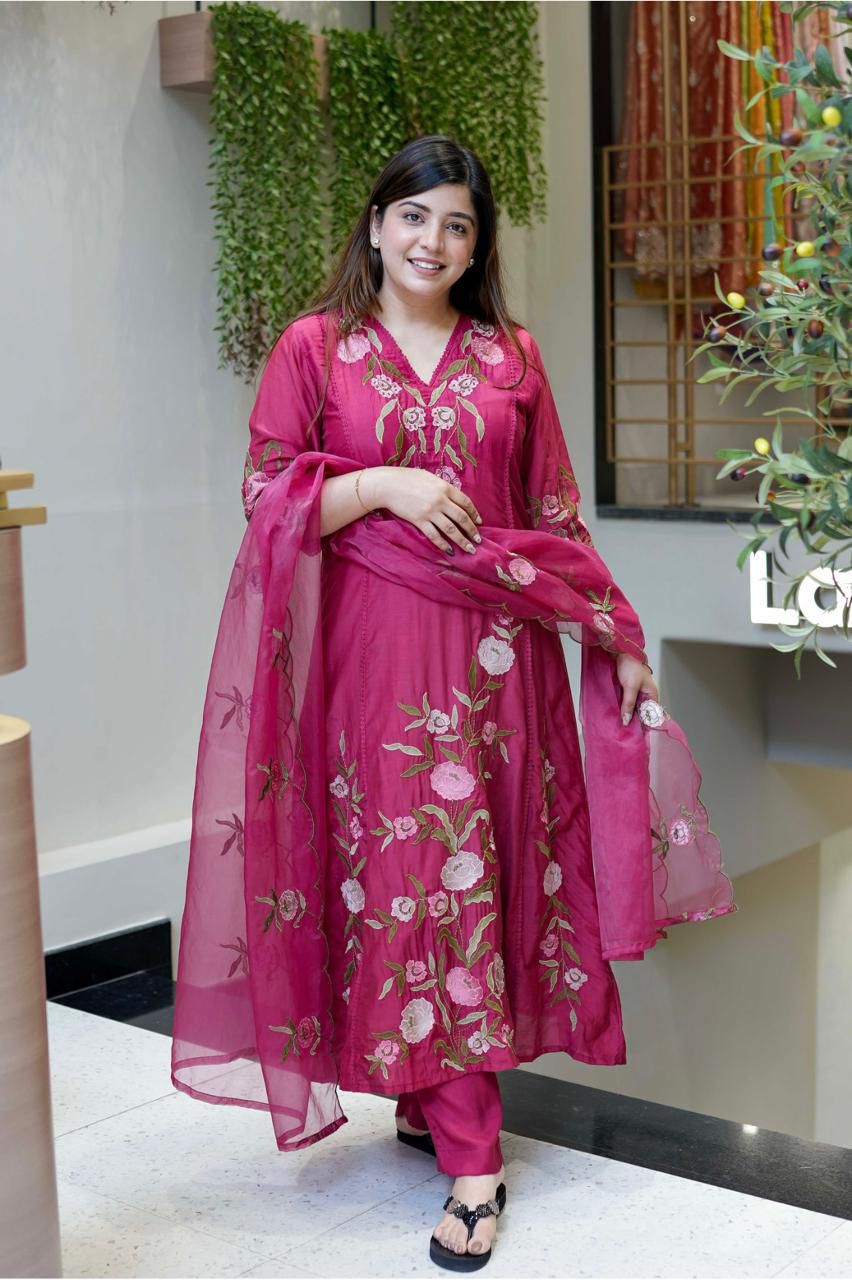Chhavi Floral Detailing Anarkali Set