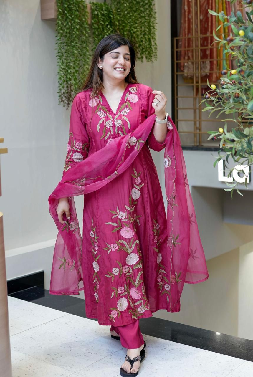 Chhavi Floral Detailing Anarkali Set