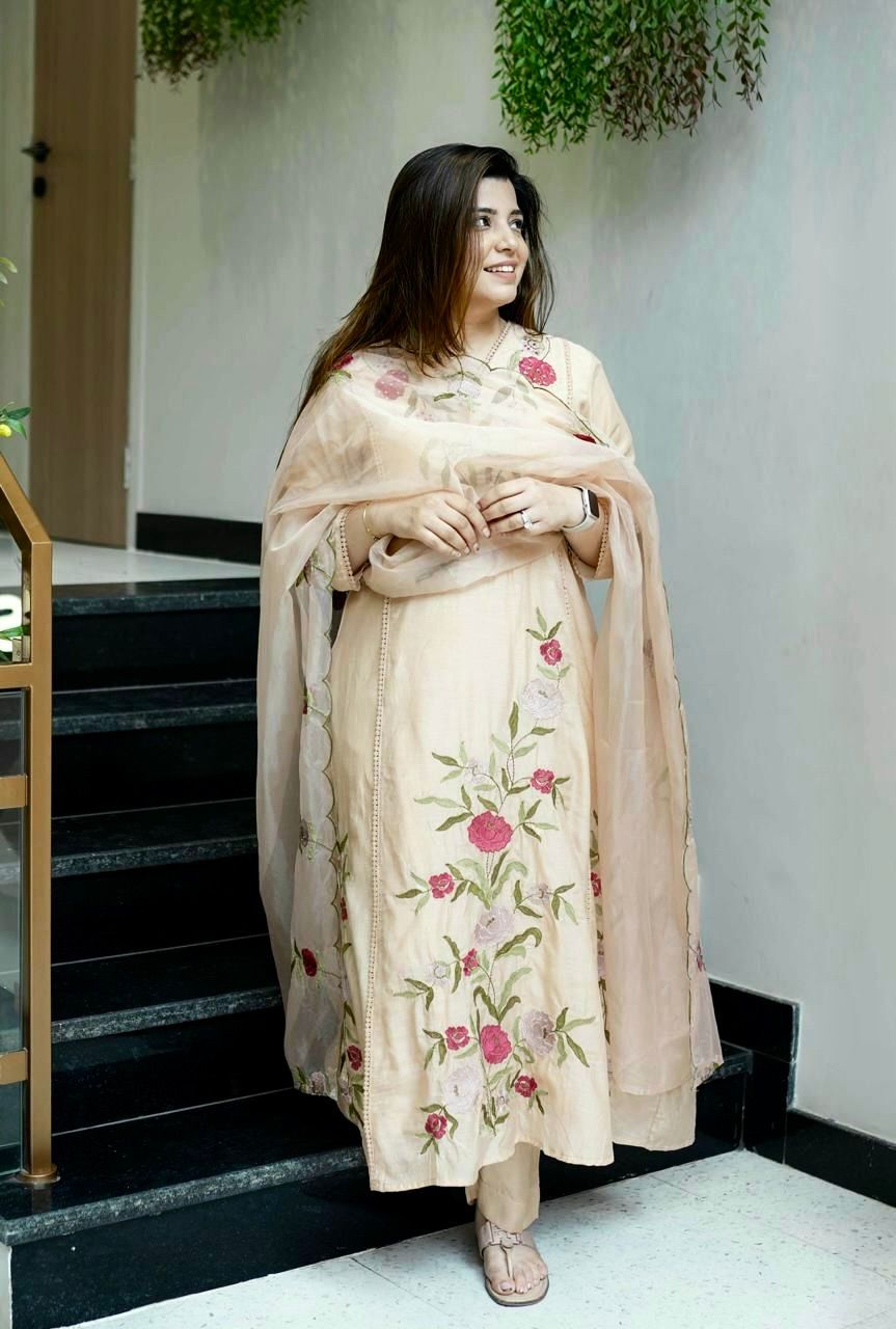 Chhavi Floral Detailing Anarkali Set