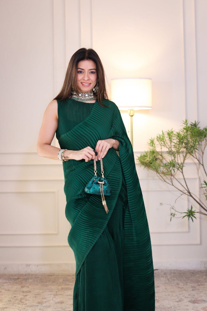 Siyani traditional one-piece Designer saree-gown