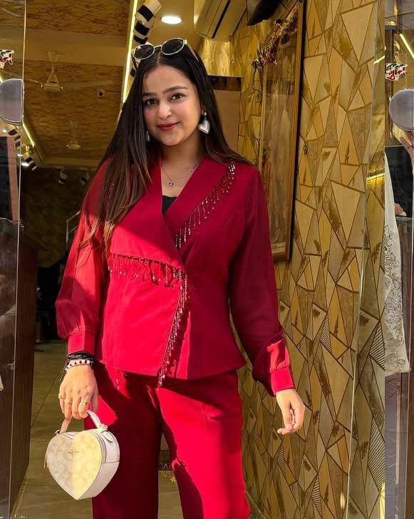 Rubina Red-Black classy kitty Blazar cordset