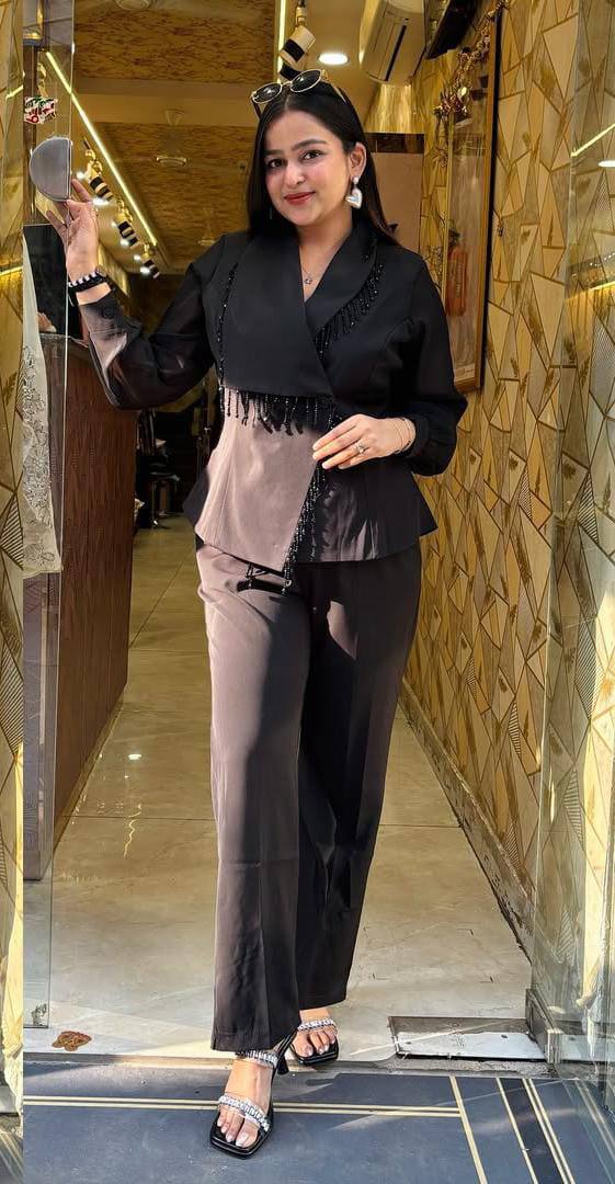 Rubina Red-Black classy kitty Blazar cordset